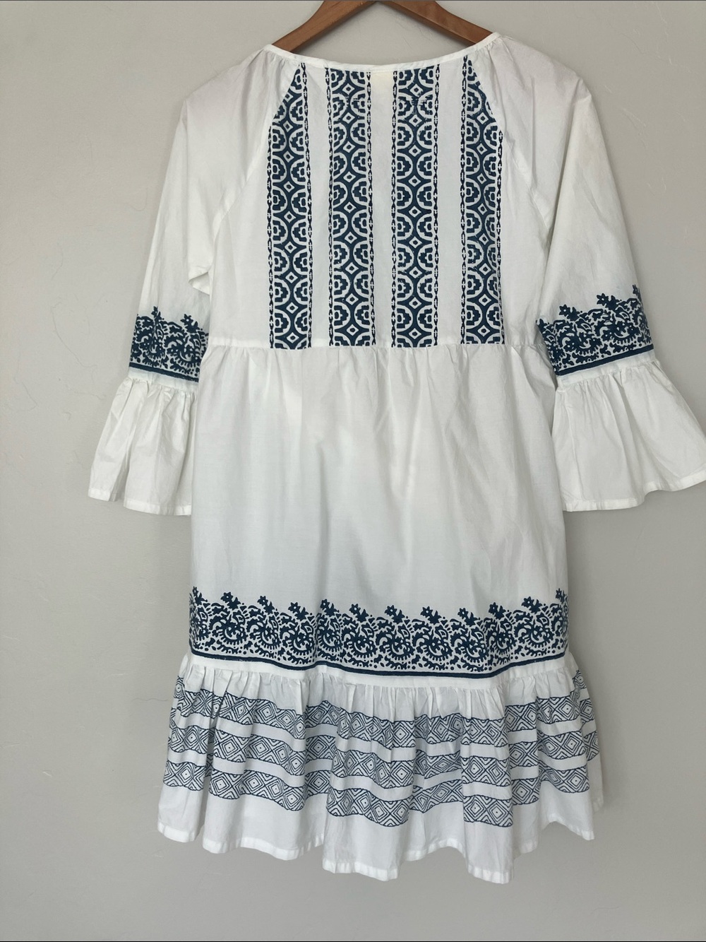 Roller Rabbit dress - Picture 4 of 5